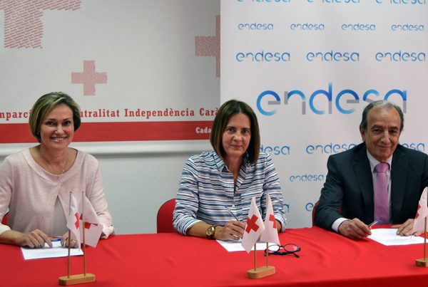 Bona Llum colaboración Cruz Roja Baleares Buenas noticias