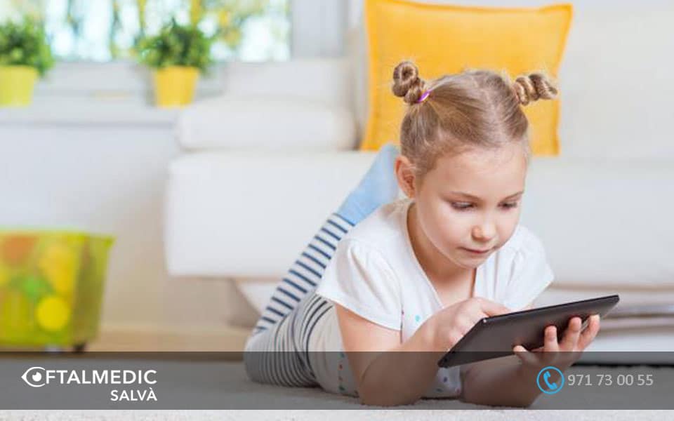 dispositivos digitales niños