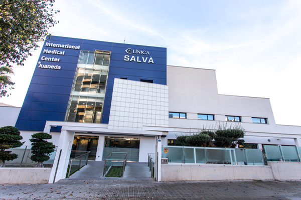 Fachada clínica Salva