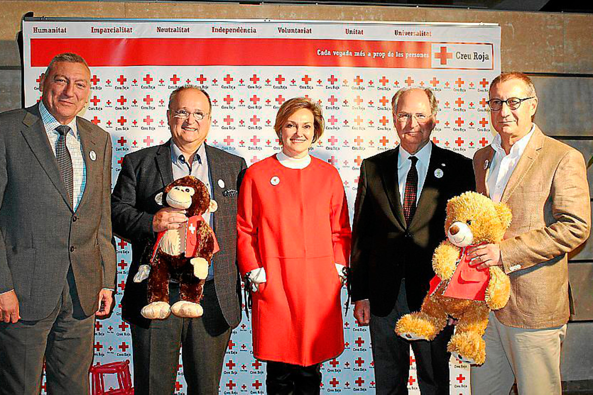 Reconocimiento a la labor solidaria de la Fundació Bona Llum Oftalmedic en el Día Mundial de la Cruz Roja