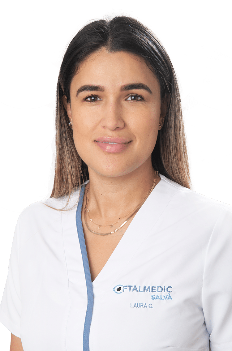 Laura Casafús, atención al paciente Oftalmedic Salvà